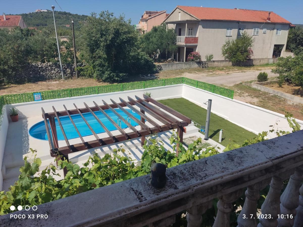 apartman Bruna Šibenik Exterior foto