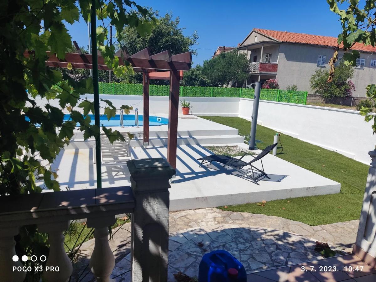 apartman Bruna Šibenik Exterior foto