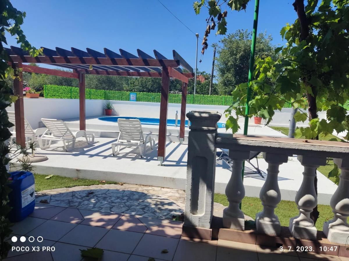 apartman Bruna Šibenik Exterior foto